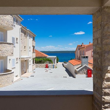 Orkula Apartments Pašman Extérieur photo