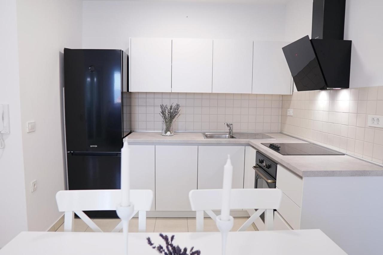 Orkula Apartments Pašman Extérieur photo