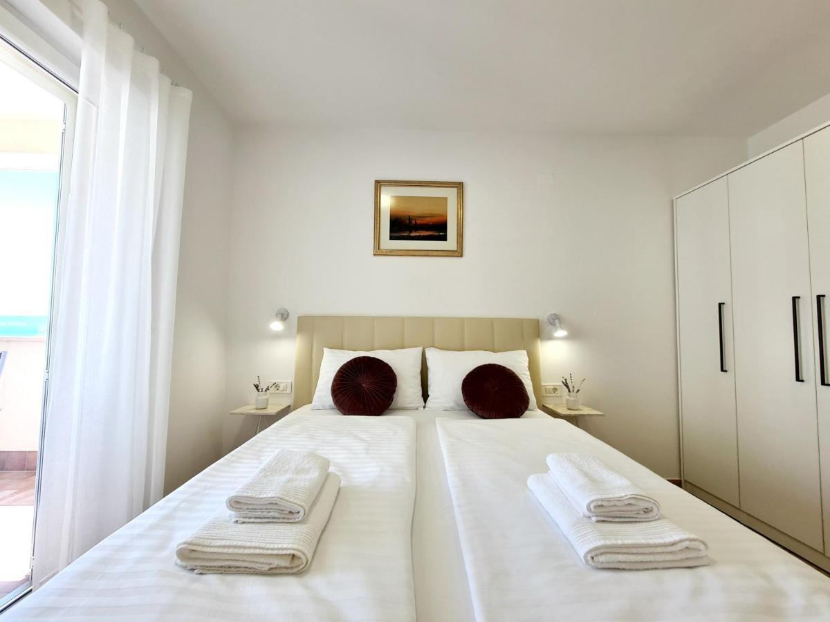Orkula Apartments Pašman Extérieur photo